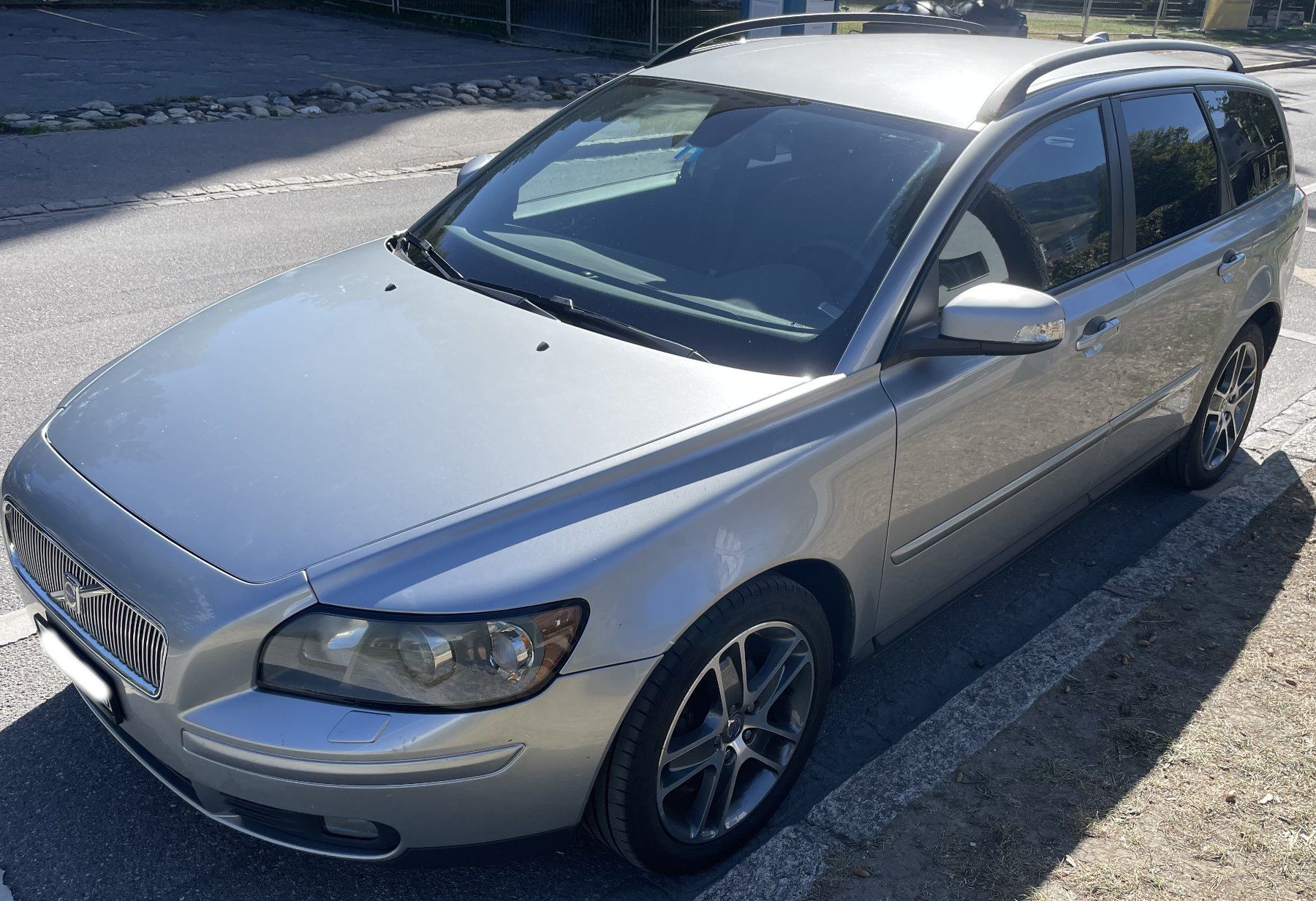 Volvo Autos: Volvo V50 2.0 Kombi – D'occasion à Chur par Unterwurzacher