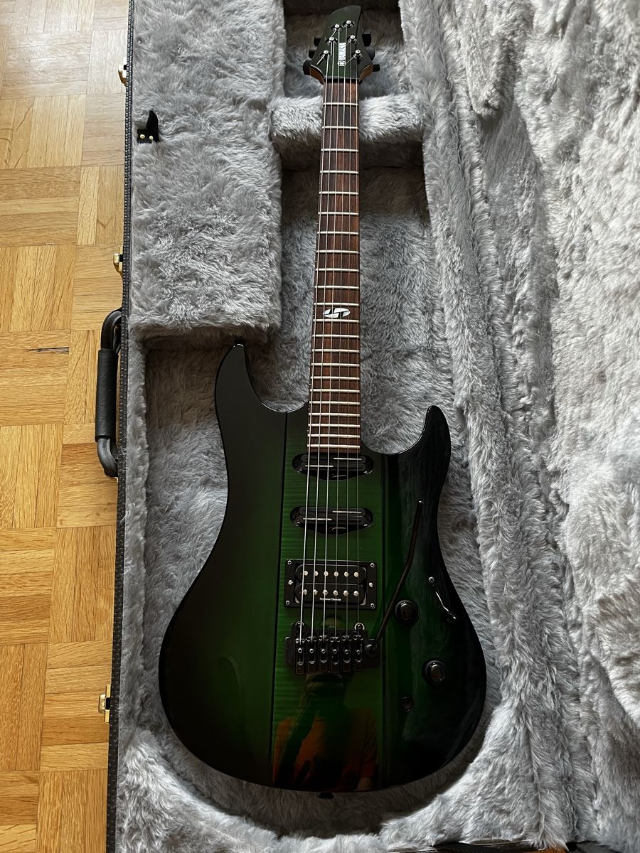 Yamaha Instruments de musique: Yamaha RGX TT  – D'occasion à La Neuveville par lejocko