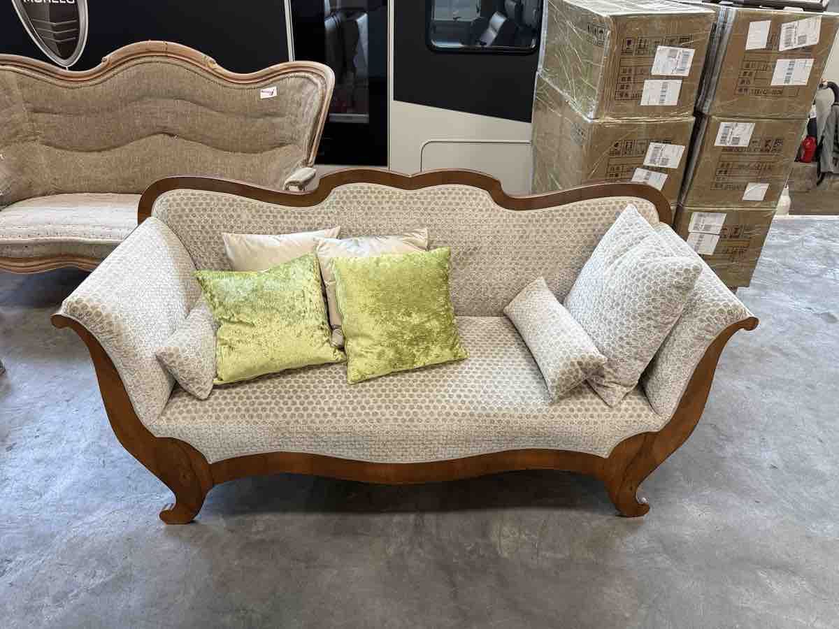 Sofas: Antikes Sofa Holz beige – D'occasion à Eschenz par stierzel74