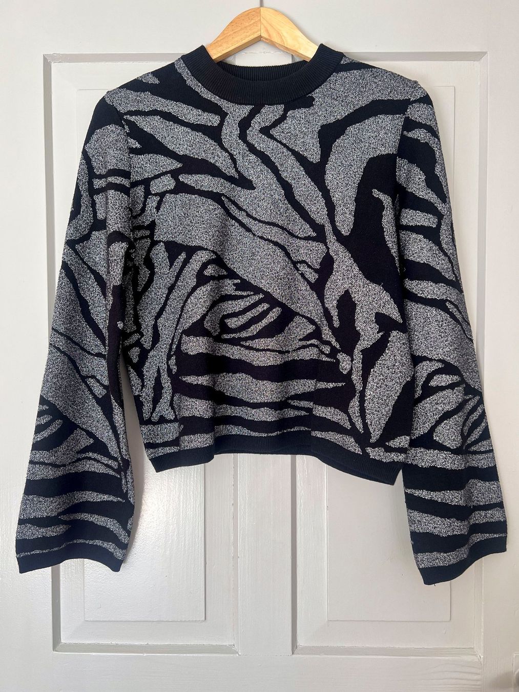 Maglioni & Felpe: Pullover mit Animal-Muster Glitzer, Grösse M – Usato da Winterthur venduto da Ael_