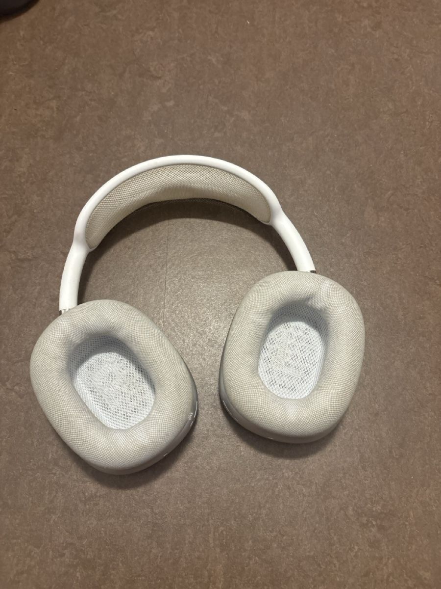 Apple Cuffie: AirPod max lightning  – Usato da Vevey venduto da nat_x228 1