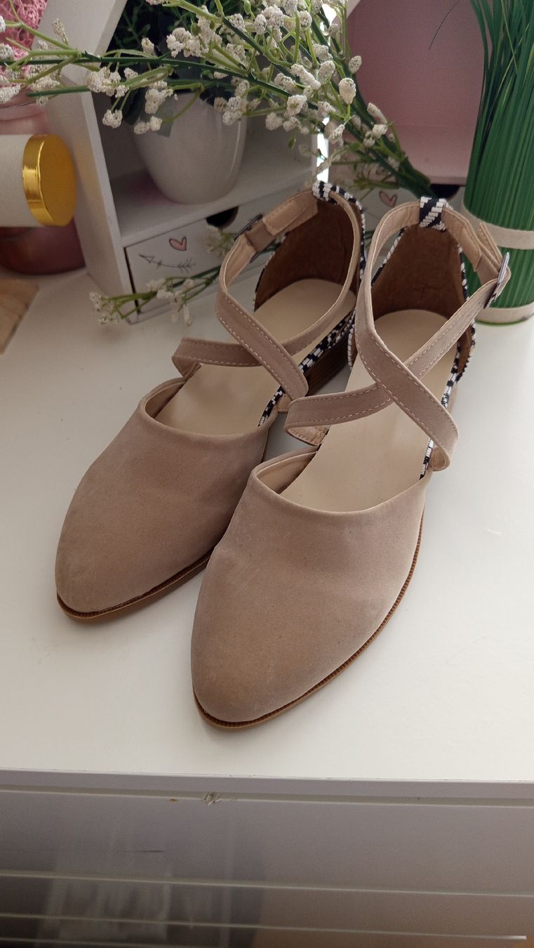 Scarpe da donna: elegante beige Sandale – Nuovo (secondo la descrizione) da Nidau venduto da mka_mzd7 1