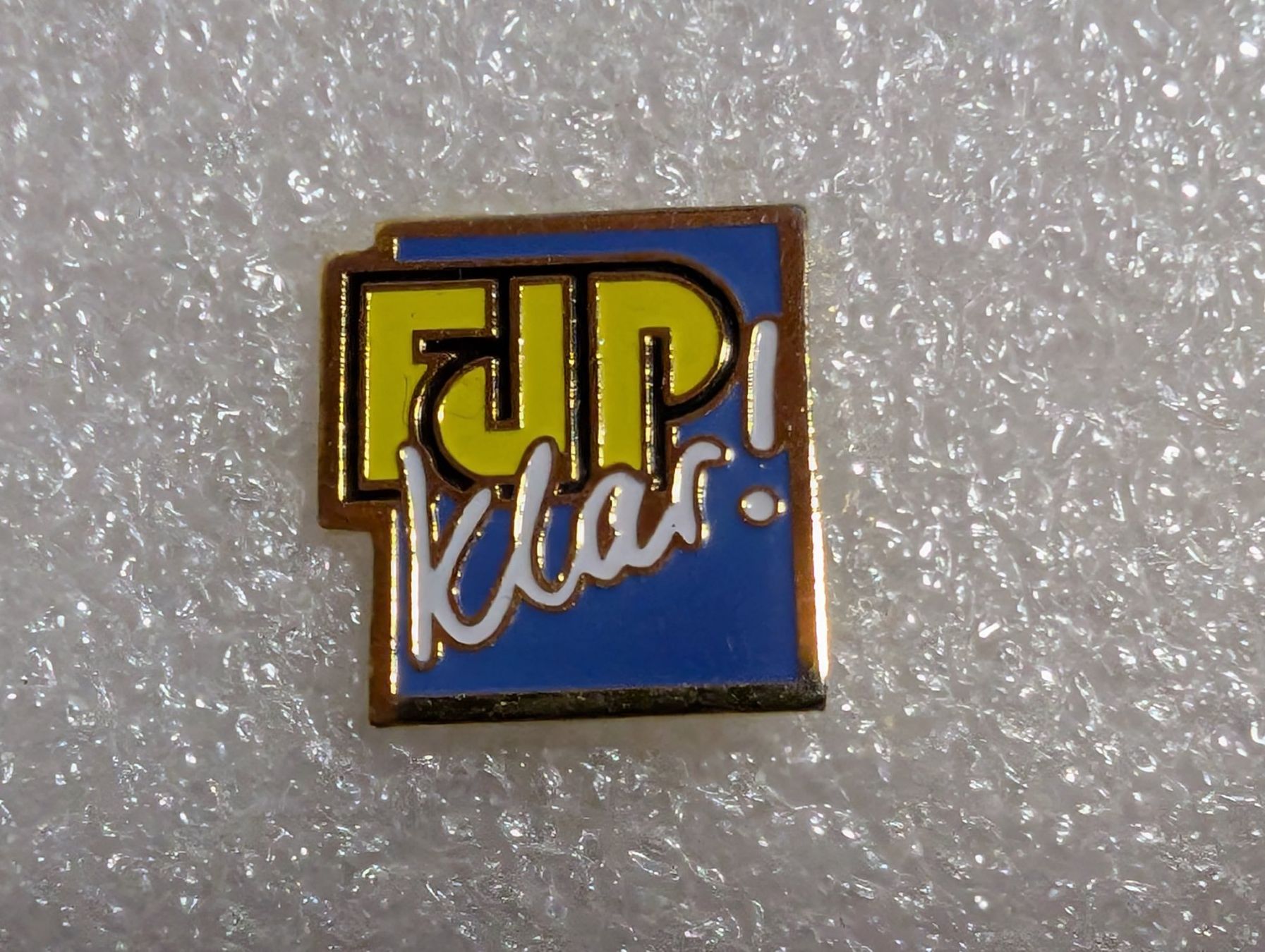 Placchette & Badge: Ansteckpin 275: FJP – Usato da Oppligen venduto da Pin-Fall-Shop
