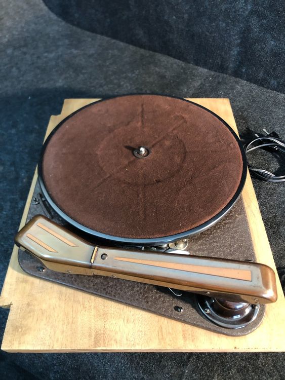 Thorens tourne-disque ancien à restaurer pour collection (D'occasion) à ...
