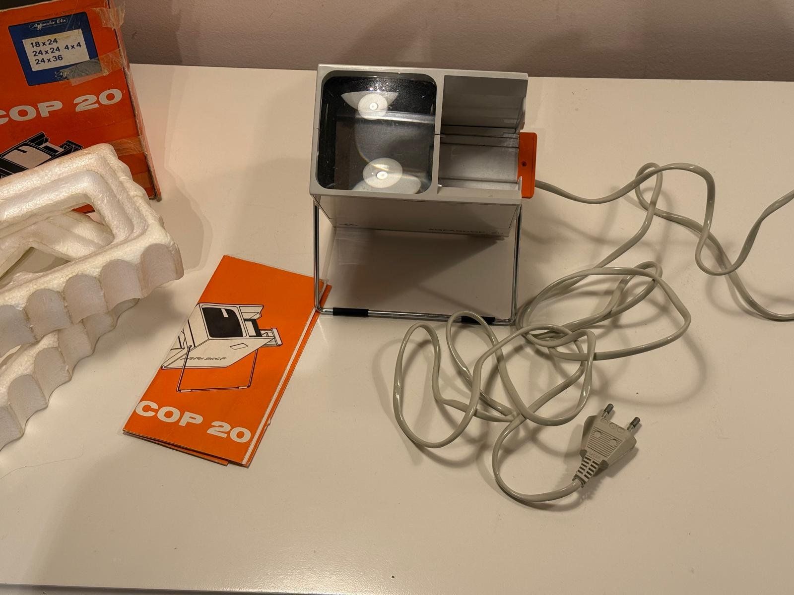 Agfa Fotocamera: Ancien visionneur de table Agfa – Usato da Sierre venduto da OCNL 1