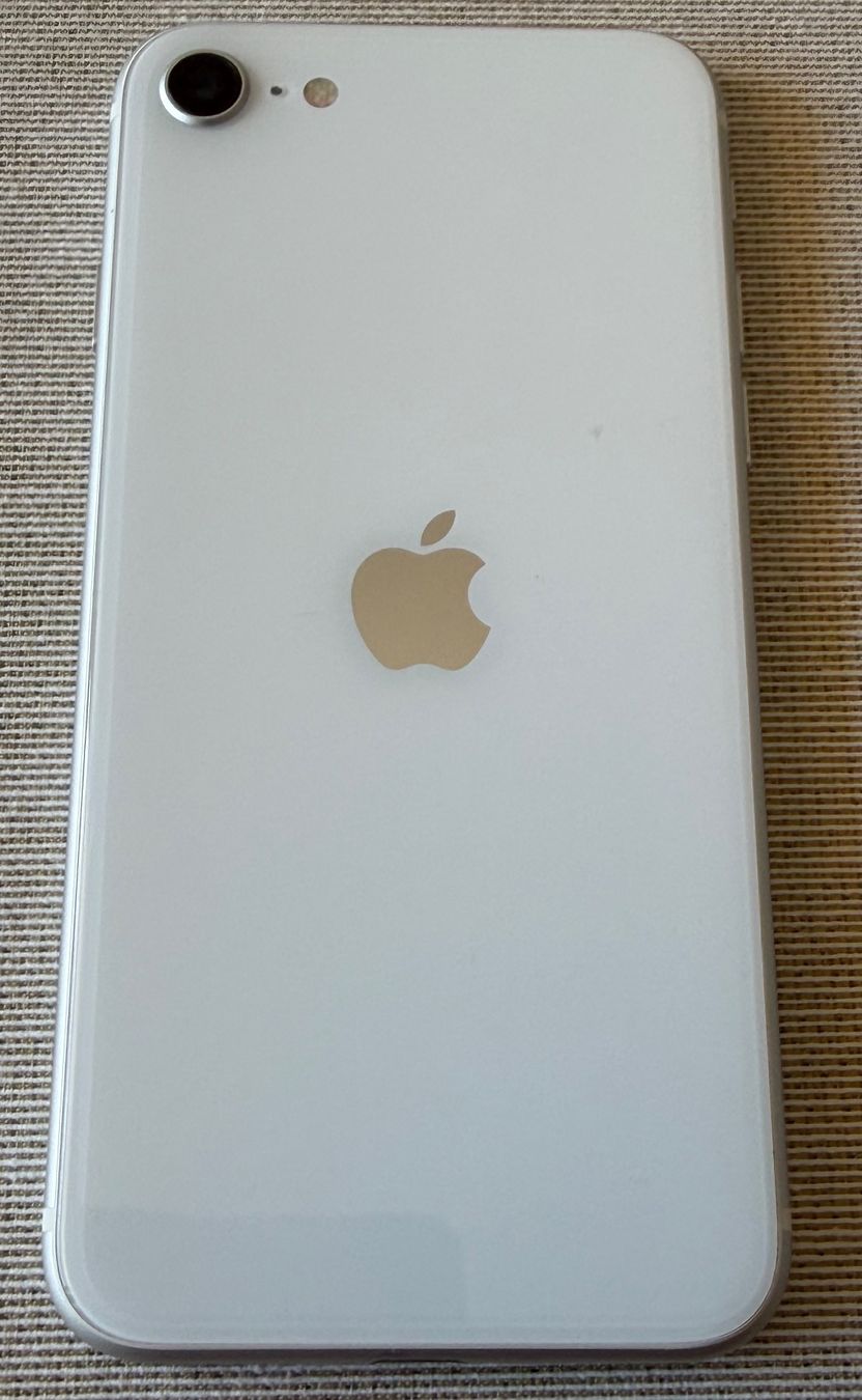 Apple Telefoni cellulari / Smartphones: iPhone SE 2020 – Usato da Luzern venduto da peo1 4