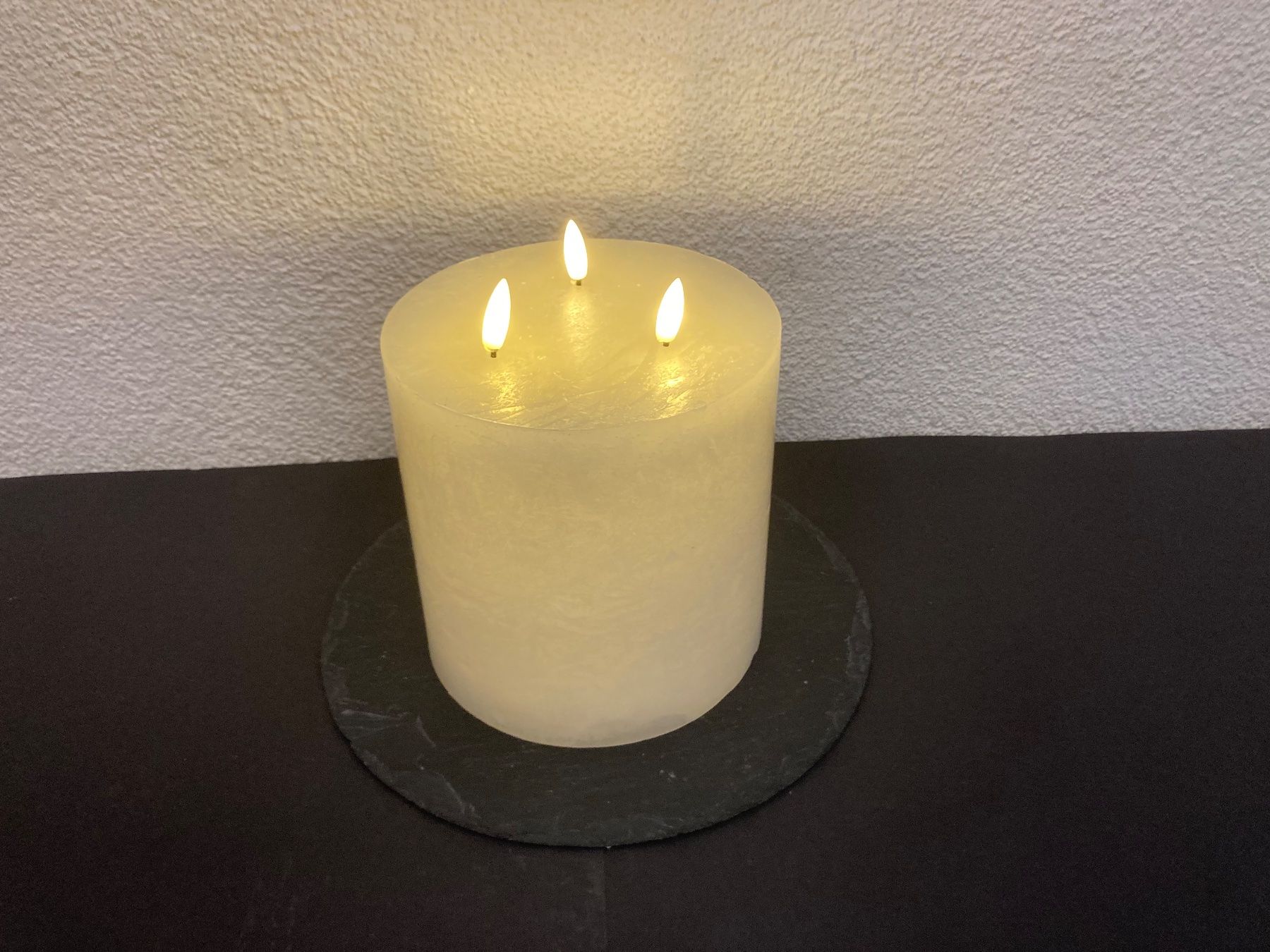 Kerzen: LED Echtwachs 3-Docht Kerze, 15 x 15 cm, creme,Timerfunktion – Neu und originalverpackt aus Neuenhof von jorogo 3