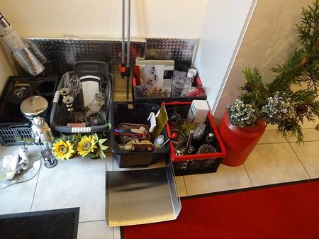 Flohmarkt Artikel mit neuen  und gebrauchten Sachen