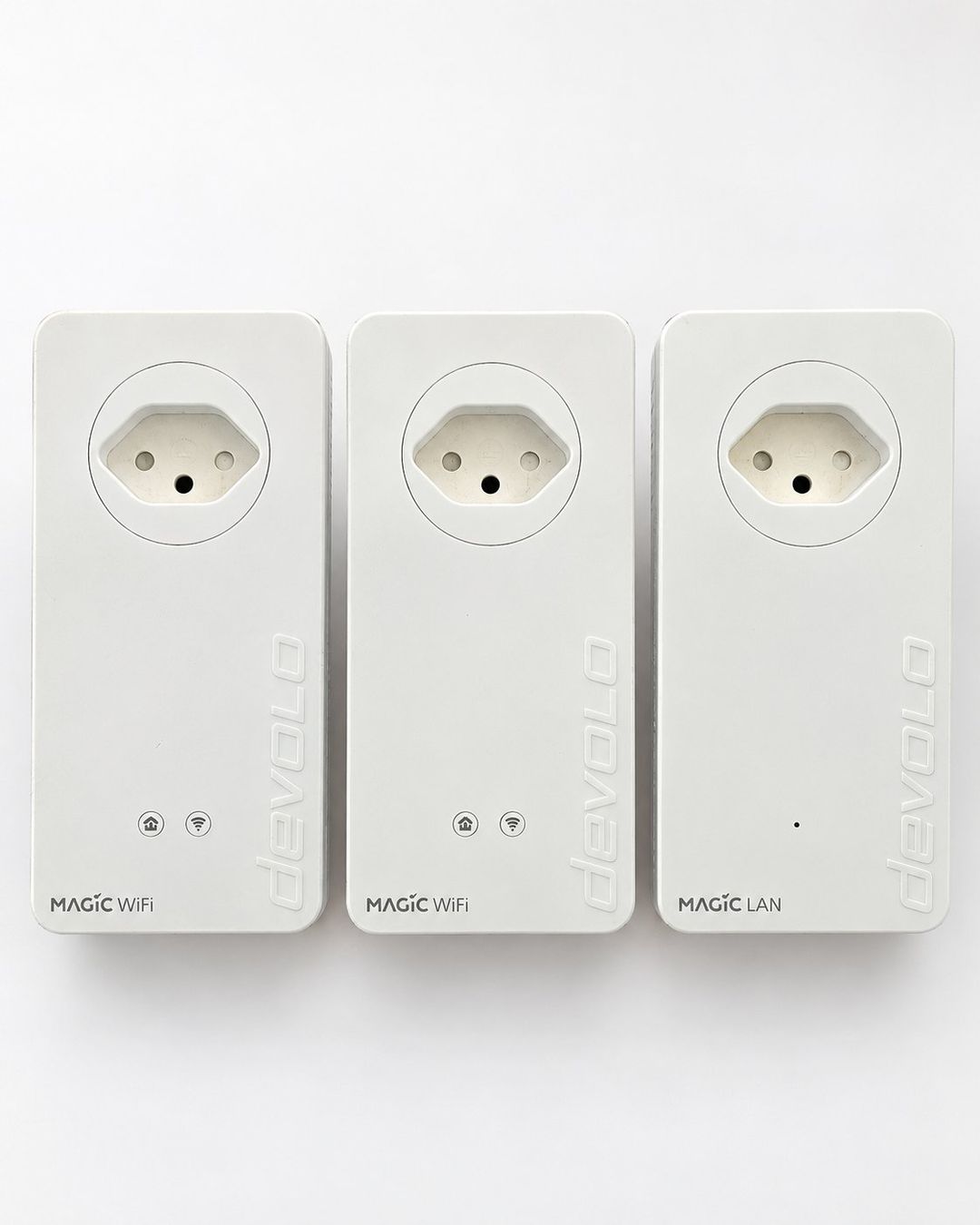 Devolo Wlan: devolo Magic 2 WiFi Powerline Set – 3 Adapter (CH) – Gebraucht aus Basel von con_q8xm 1
