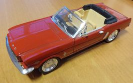 Ford Mustang 1964 Modellauto rot, Cabrio