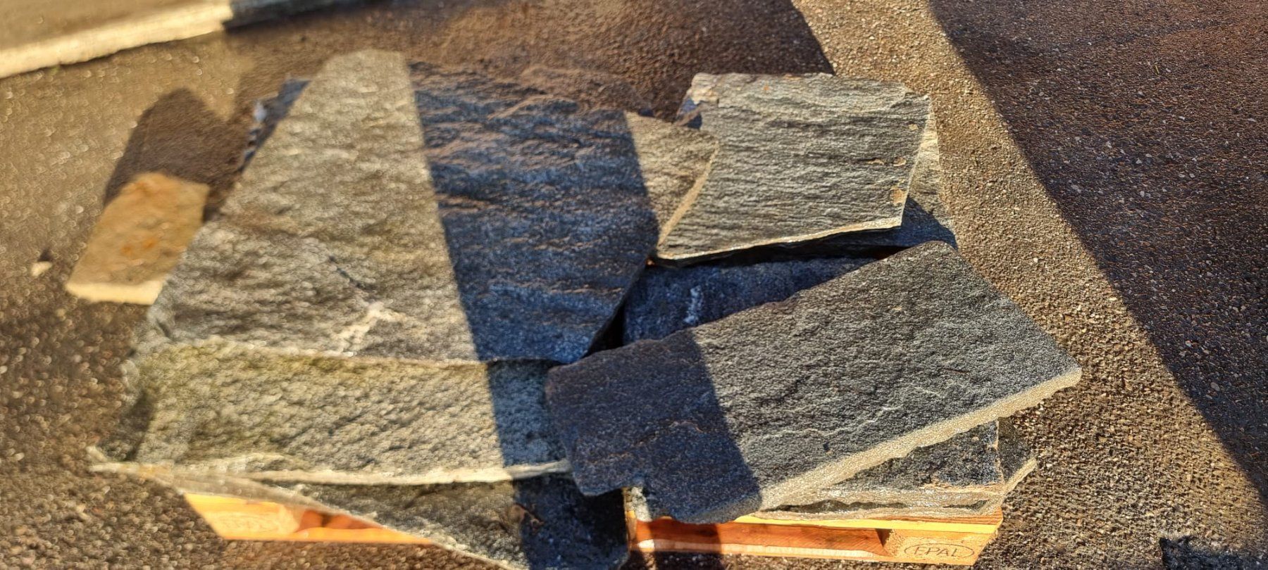 Bodenbeläge: Granit Gartenplatten – Gebraucht aus Oberbalm von WAST02 2