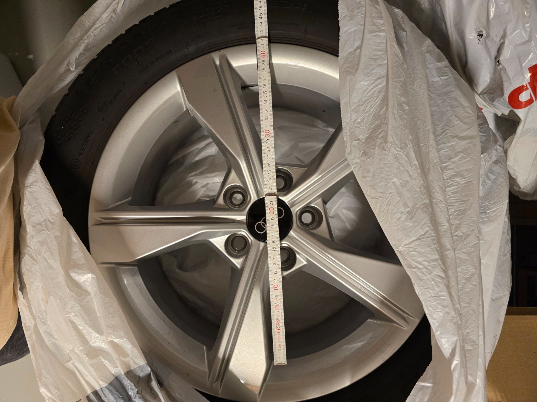 Audi Pneumatici & Ruote complete: Audi A4 Sommerräder 17 Zoll – Usato da Winterthur venduto da stevun 9