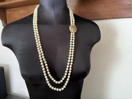 Vintage Perlenkette mit Medaillon