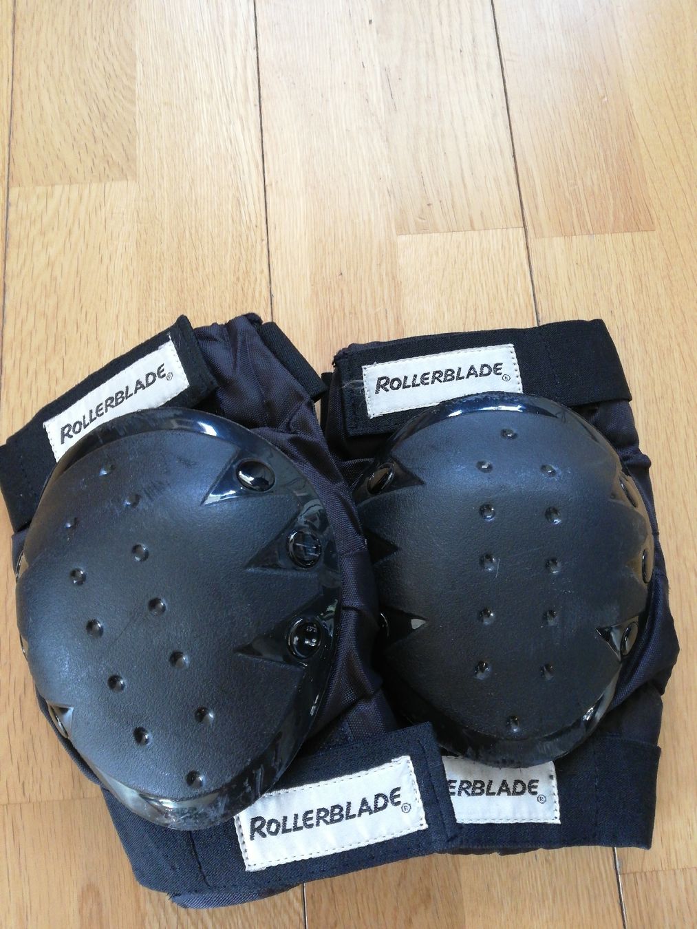 Protections: ROLLERBLADE Schoner Set – D'occasion à Luzern par M11K 2