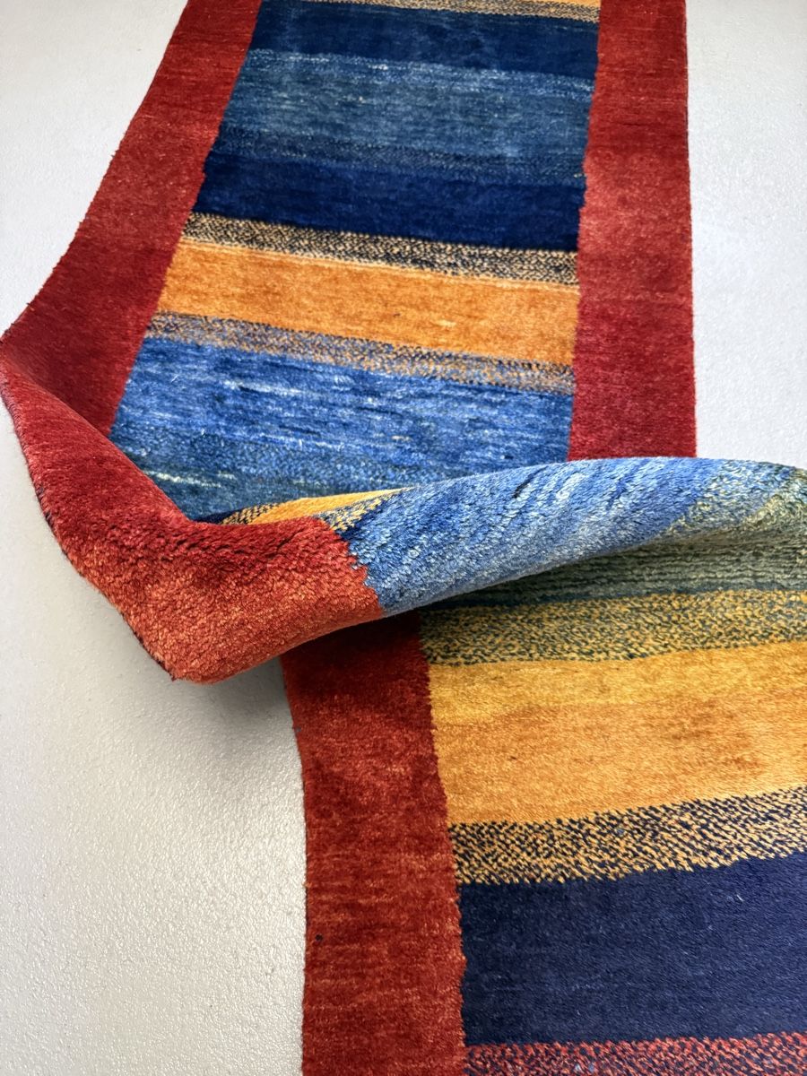Gabbeh Tapis: Wunderschöner Farbenfroher Teppich( GABBEH)274x84.cm – D'occasion à Büron par Filadefia-888 7
