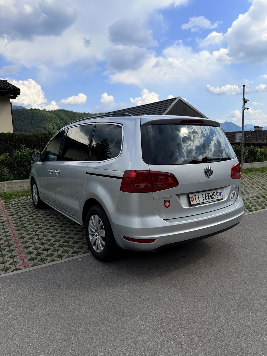 VW Automobili: Vw Sharan 2.0tdi 7 posti – Usato da Taverne venduto da kaj_yt76 1