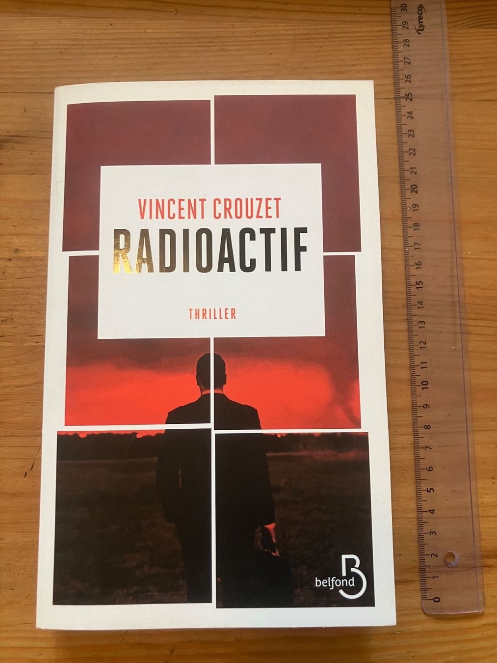 Bücher: Radioactif (Vincent Crouzet) – Gebraucht aus Meyrin von Julien333 3