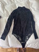 Body dentelle noir manches longues taille M. NEVER WORN