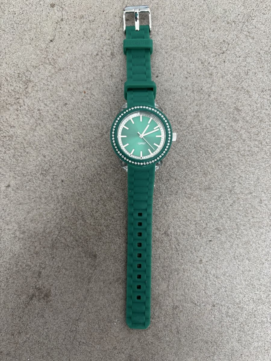 Esprit Uhren: Damen Esprit Uhr Farbe Grün – Gebraucht aus Emmen von H.Bettina