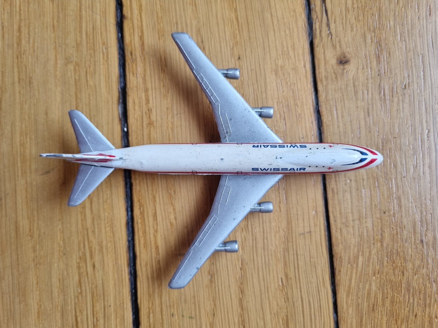 Swissair Modellbausätze & Standmodelle: Swissair Flugzeug Modell Boeing 747 – Gebraucht aus Schaffhausen von Leveron13 6