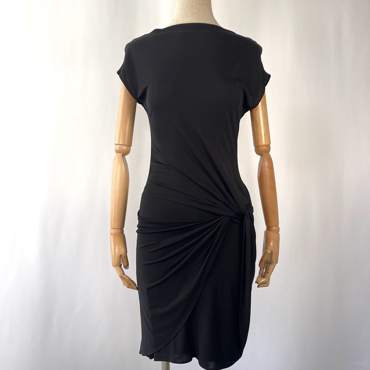 Akris Vestiti: AKRIS Black Viscose Dress – Nuovo (secondo la descrizione) da Emmen venduto da Avviivva_Com2023