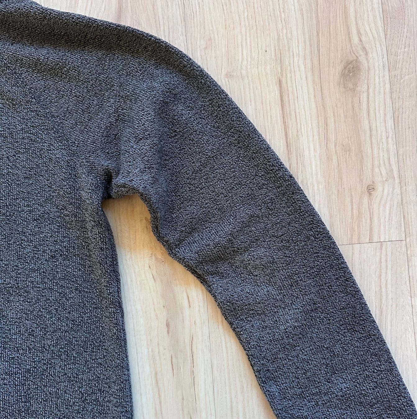 Pulls & Sweat-shirts: Pullover Grösse M – D'occasion à Zermatt par Jduck 4