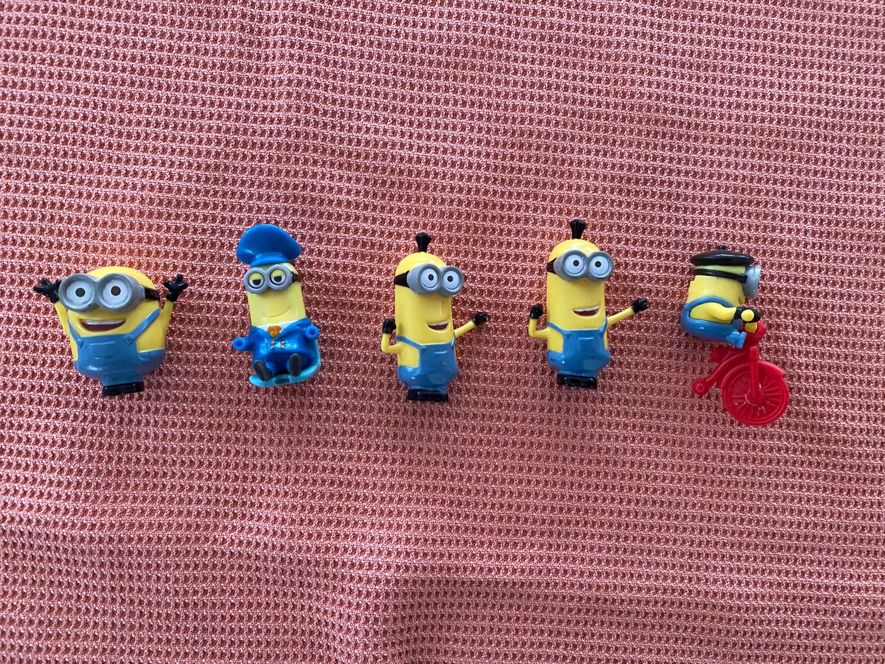 Statuette: 5x Minions Sammelfiguren Überraschungsei – Usato da Einsiedeln venduto da PaedeK84 1