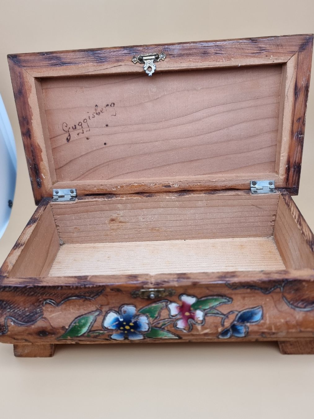 Portagioie: Holzkästchen, handbemalt, Vintage Schmuckschatulle – Usato da Helgisried venduto da zuegli.24 1