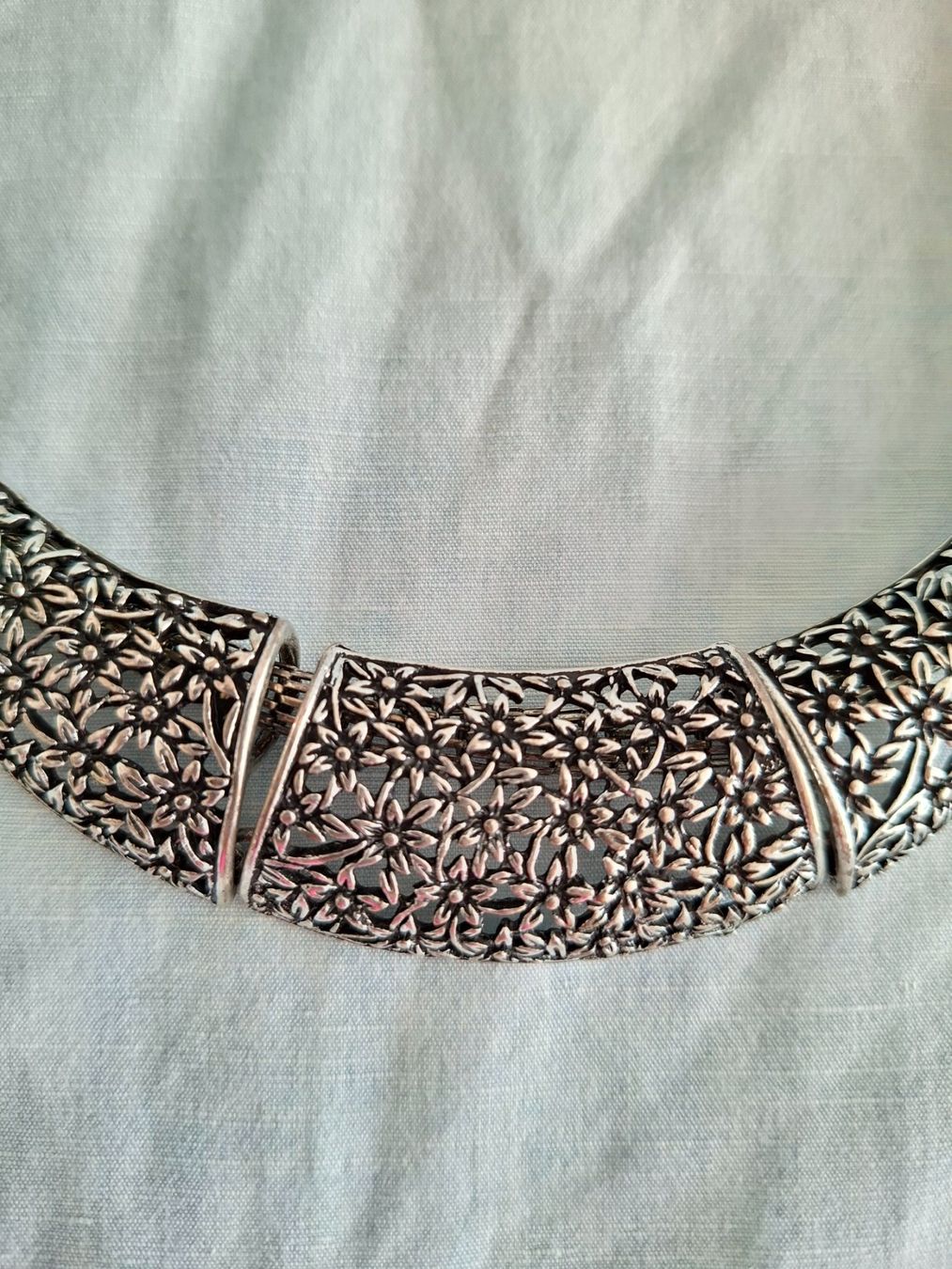 Catenine: Collier Vintage Statement Argenté Floral – Nuovo (secondo la descrizione) da Lutry venduto da Sim_Sta 4