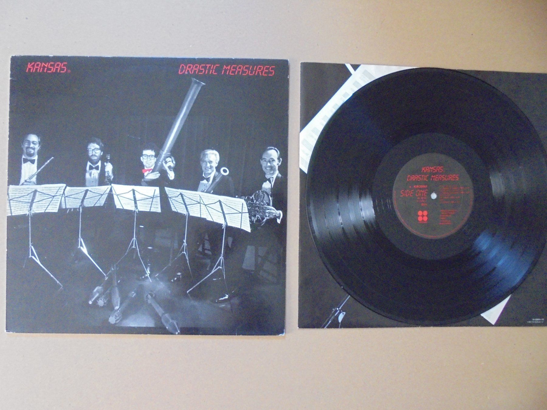 Dischi in vinile: KANSAS " Drastic Measures " LP Holland 1983 – Usato da Crissier venduto da Promopost