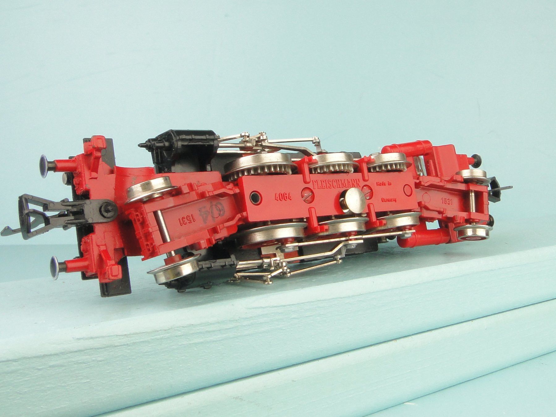Fleischmann Modelleisenbahnen: Fleischmann H0 Chassis einer Dampflokomotive – Gebraucht aus Bülach von cann11 1