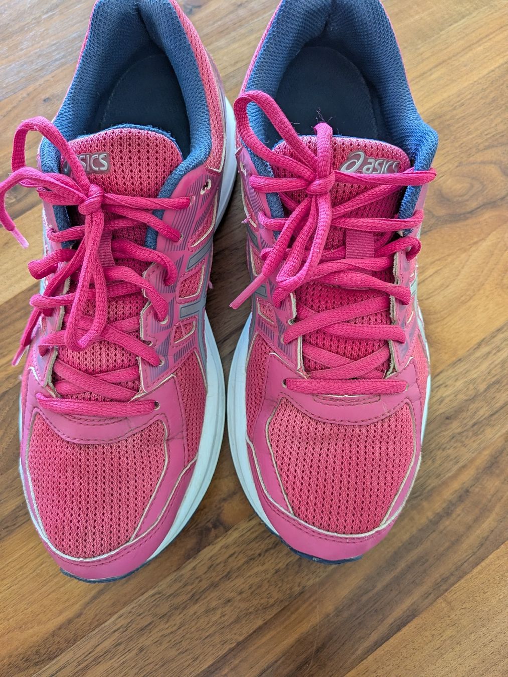 Asics Scarpe da donna: Laufschuhe ASICS pink Grösse 39 – Usato da Lengnau AG venduto da Martinwh99