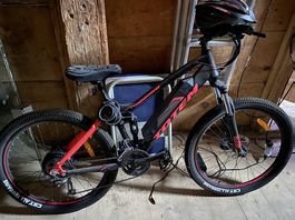 Vélo tout terrain électrique moteur neuf