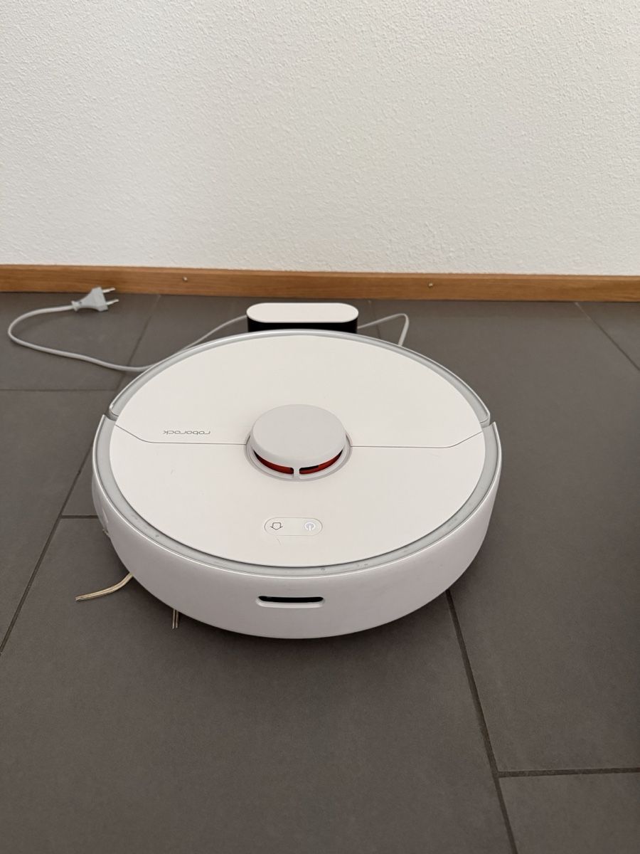 Roborock Staubsauger & Zubehör: Saugroboter Roborock S6 Pure – Gebraucht aus Luzern von relsig88
