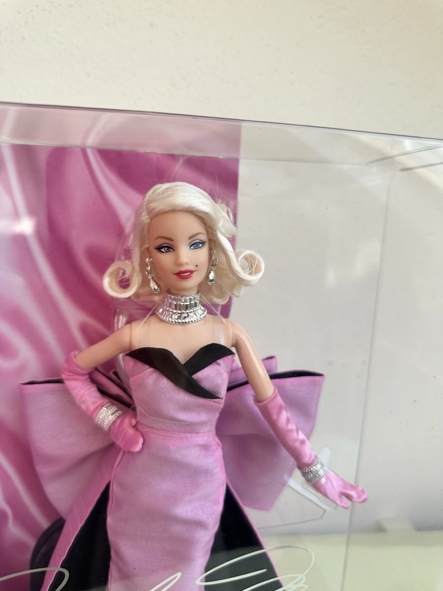 Poupées: Barbie Marilyn Monroe – Neuf avec emballage d'origine à Zürich par Kat_5557