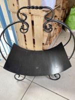 Kleines Gestell oder Halter aus Gussseisen