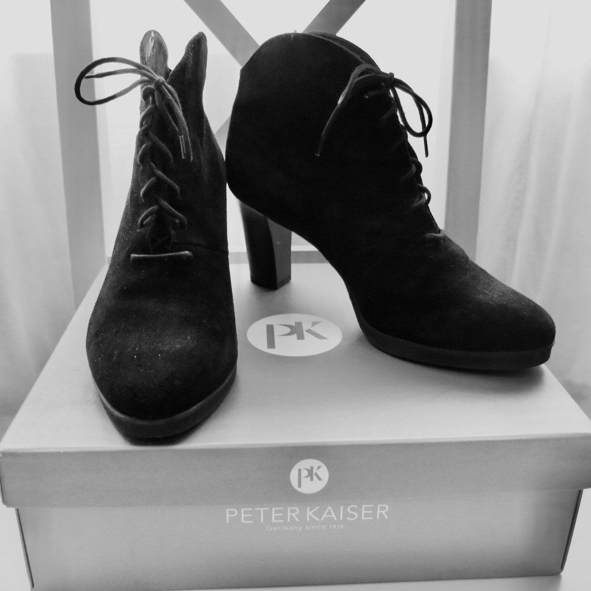 Kaiser Scarpe da donna: Peter Kaiser Stiefelette, Gr. 40, Velours, Absatz 8cm – Usato da Basel venduto da Freund5