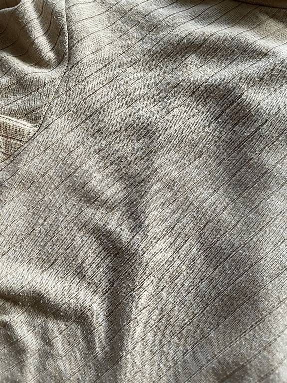 Mango T-shirt: Langarmshirts beige und schwarz Gr. M – Usato da Luzern venduto da bse_11x 2