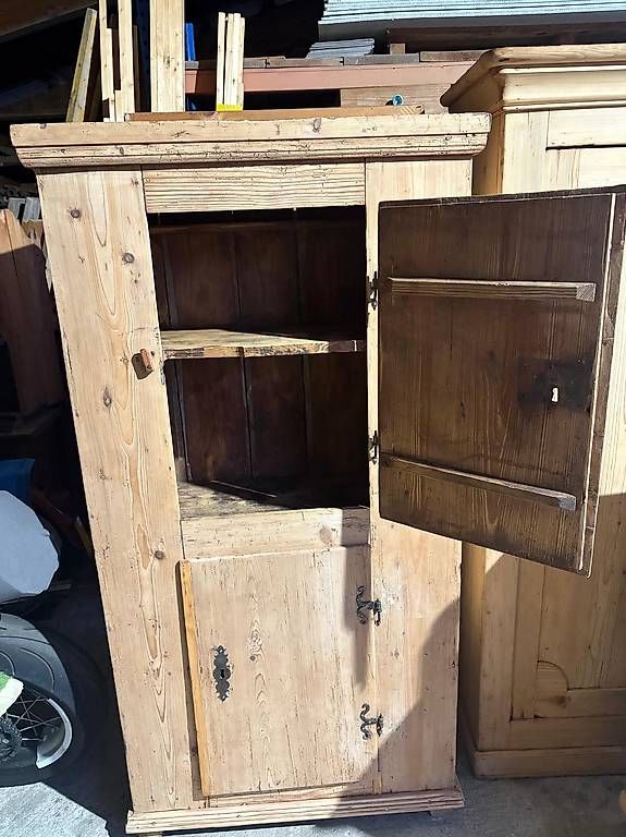 Armadi: Schrank Tannenholz – Usato da Biglen venduto da adrian017 3