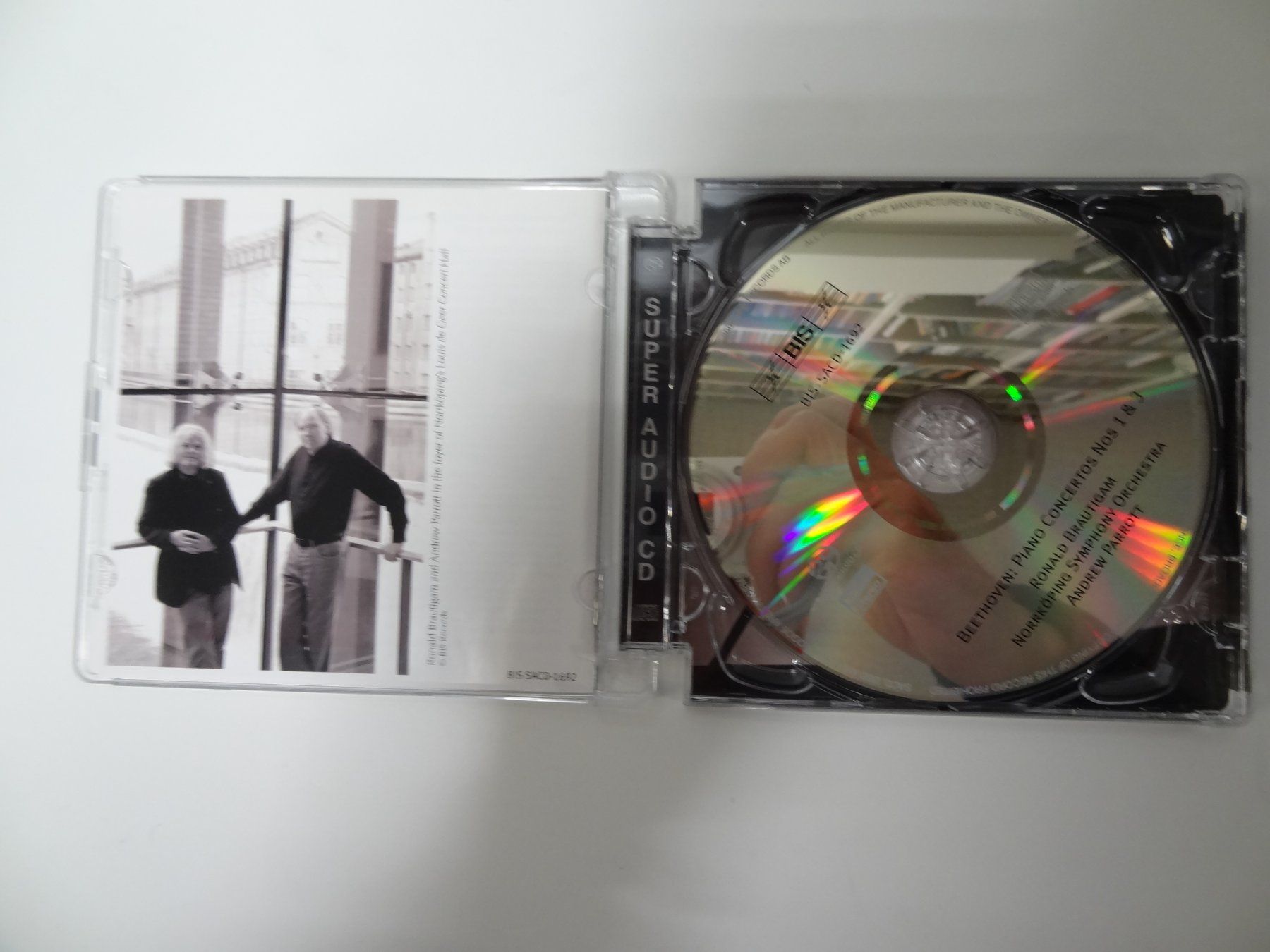 CDs: Beethoven: Klavierkonzerte 1 & 3, CD, SACD – Gebraucht aus luzern von musicandart 2