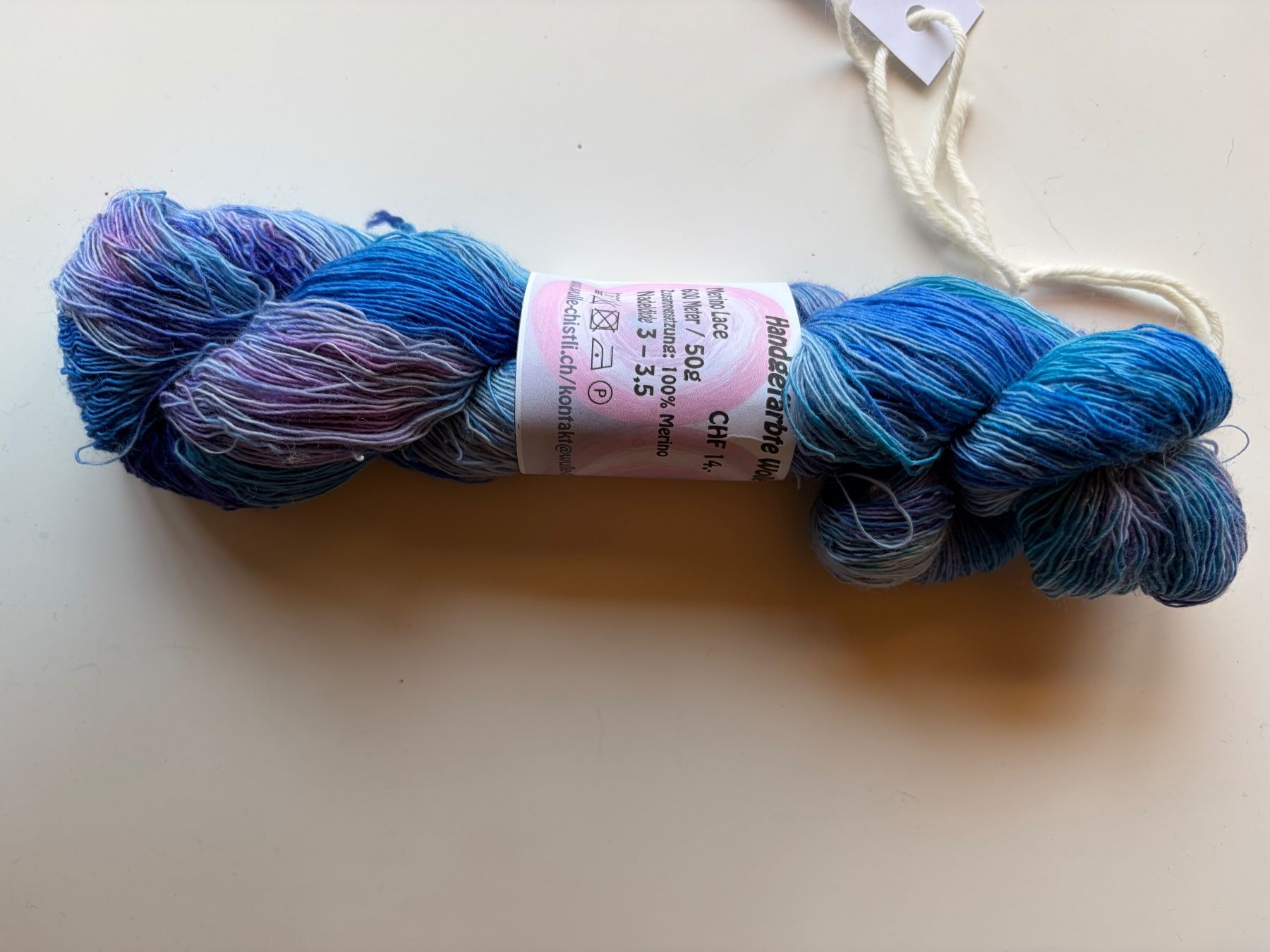 Wolle: 1Knäuel Handgefärbte Merino Lace – Neu (gemäss Beschreibung) aus Büsserach von bor_s88m
