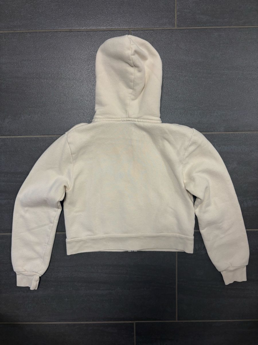 Brandy Melville Pullover & Sweatshirts: Brandy Melville Zip Pullover – Gebraucht aus Rümlang von svent 4