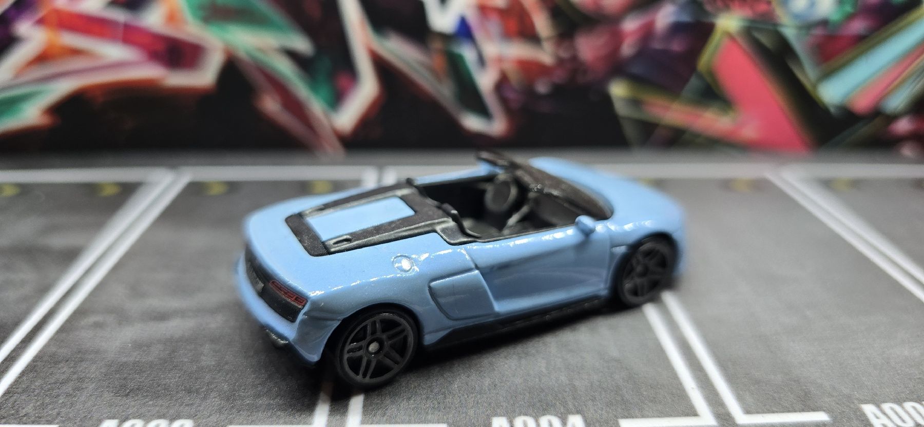 Hot Wheels Modellini d'auto: Hot Wheels Audi R8 – Nuovo (secondo la descrizione) da Frauenfeld venduto da ufo_yk6c 1