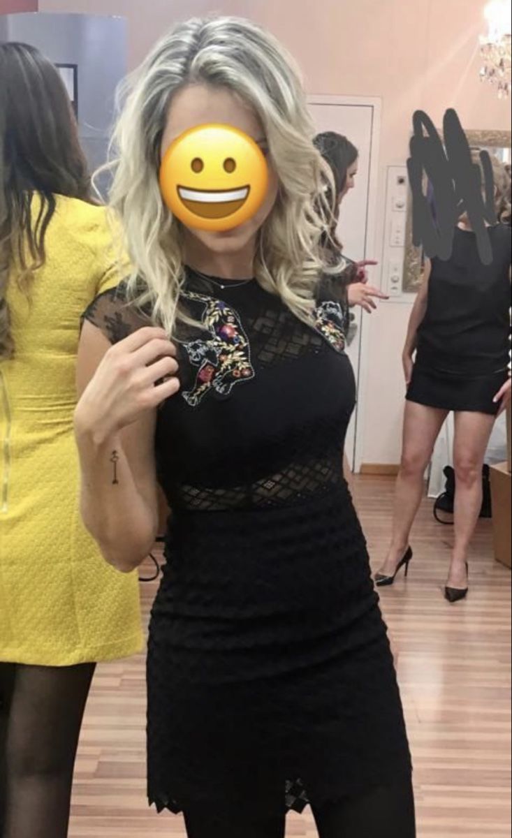 Sandro Vestiti: Black Lace Dress with Appliqué - Sandro – Usato da Zürich venduto da maricampos 2