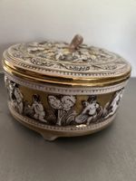 Traumhafte Capodimonte Porzellan Dose