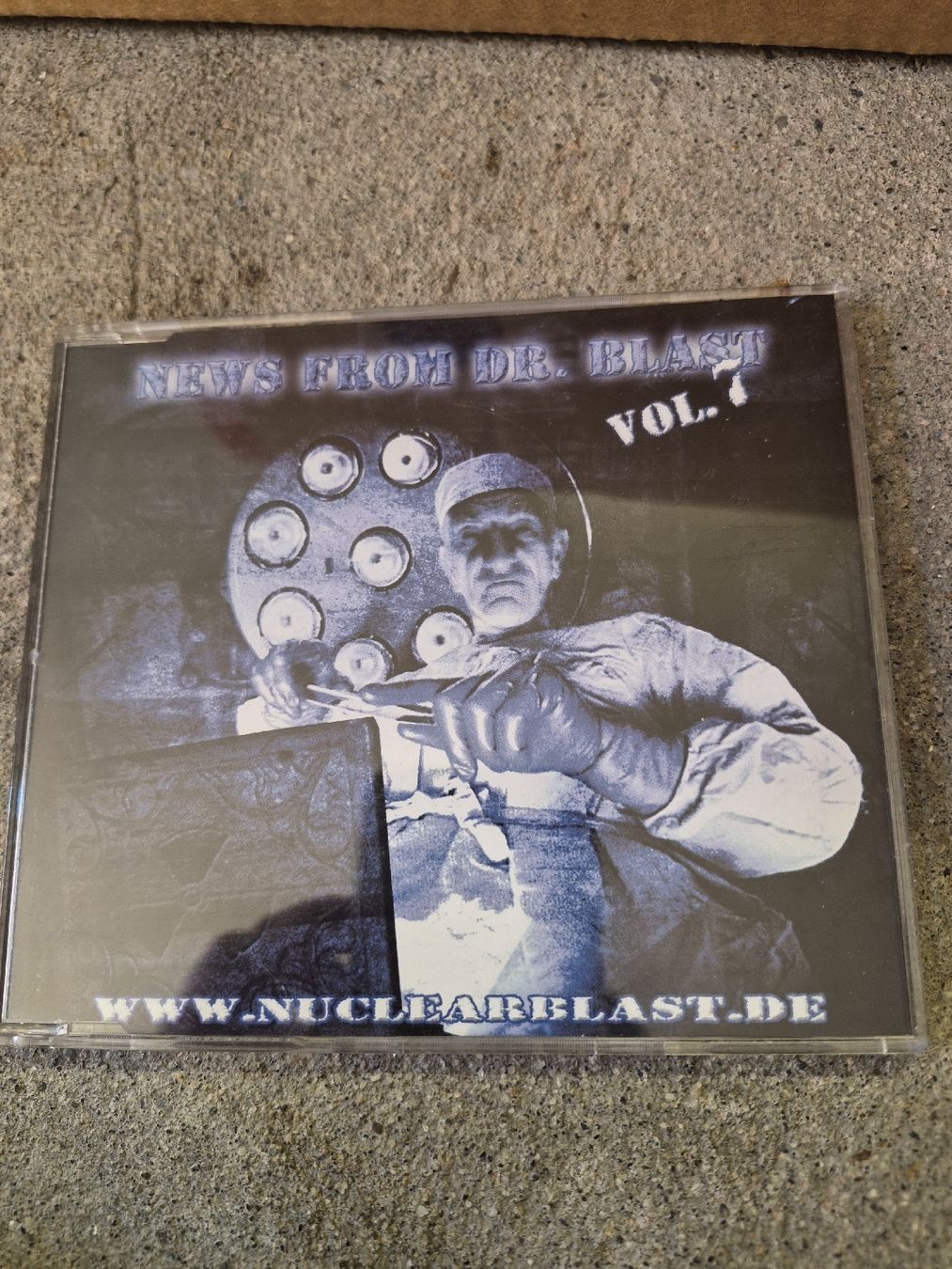 CD: NEWS FROM DR. BLAST CD – Usato da Oberegg venduto da kev_58s7