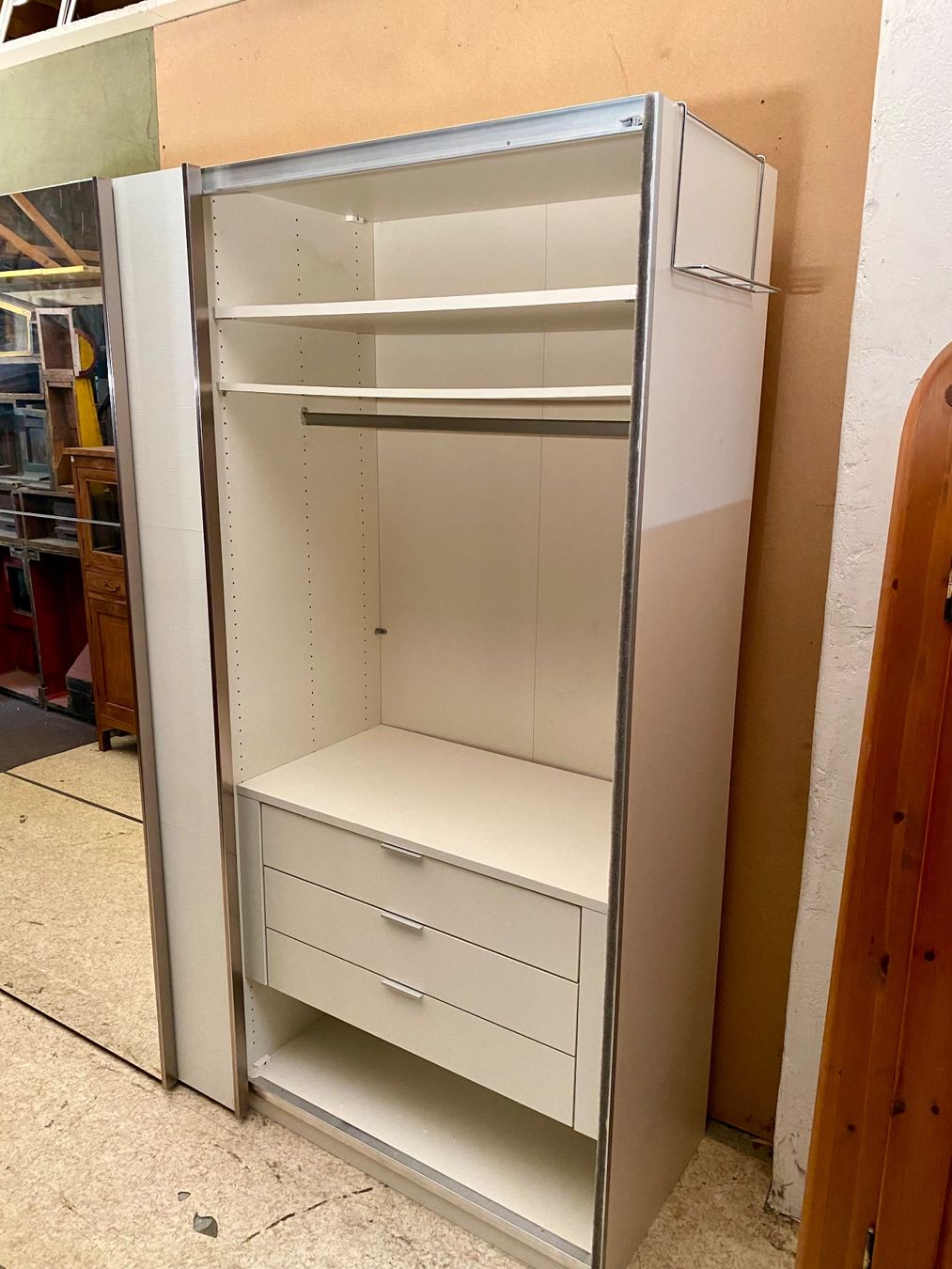 Schränke: KLEIDERSCHRANK XXL – Gebraucht aus Zürich von NIKI777 2