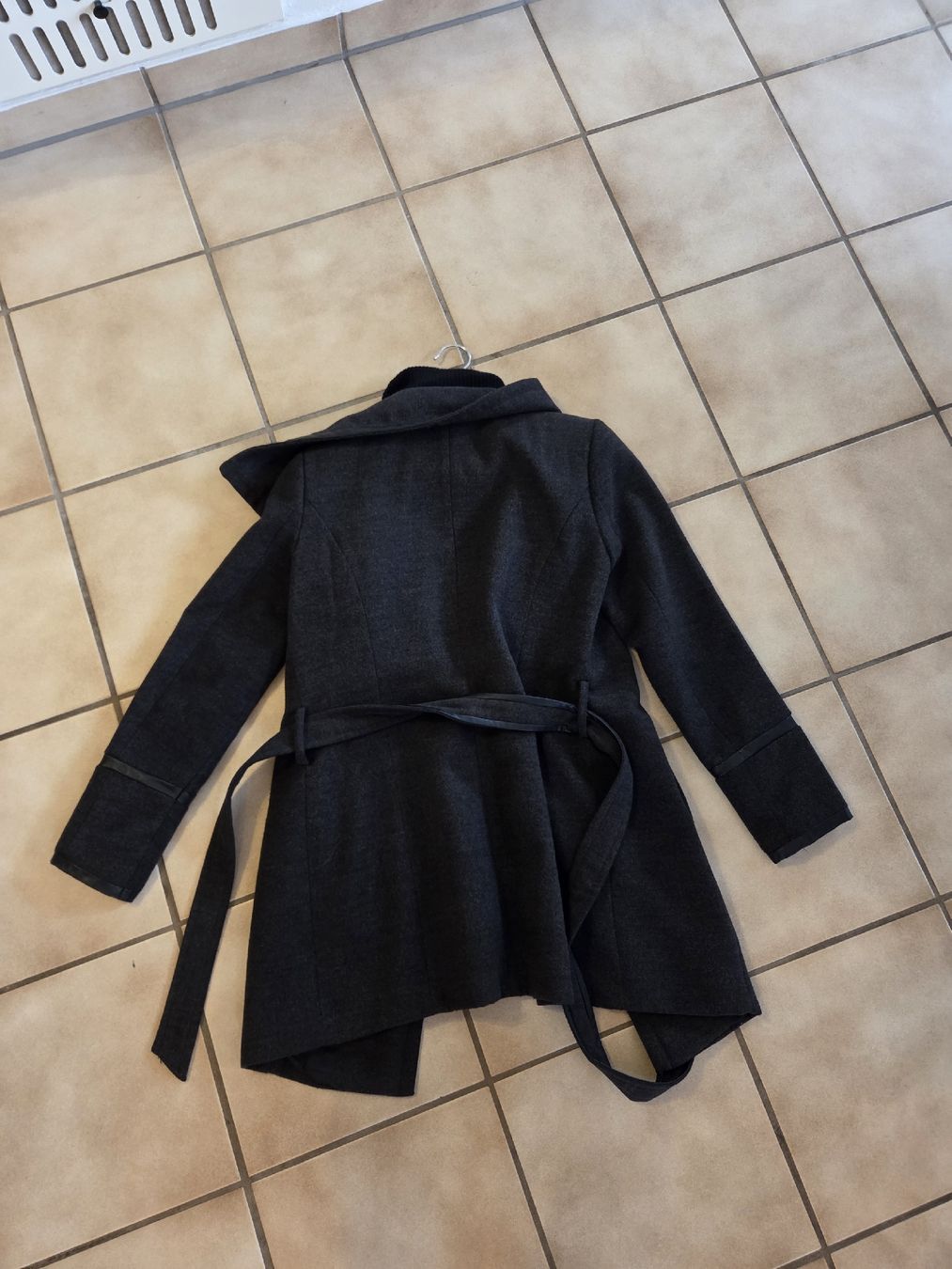 Only Cappotti: Only Mantel Damen – Usato da Weisslingen venduto da bieber11111 1