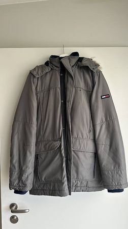 NEUE Tommy Hilfiger Jacke Gr. M