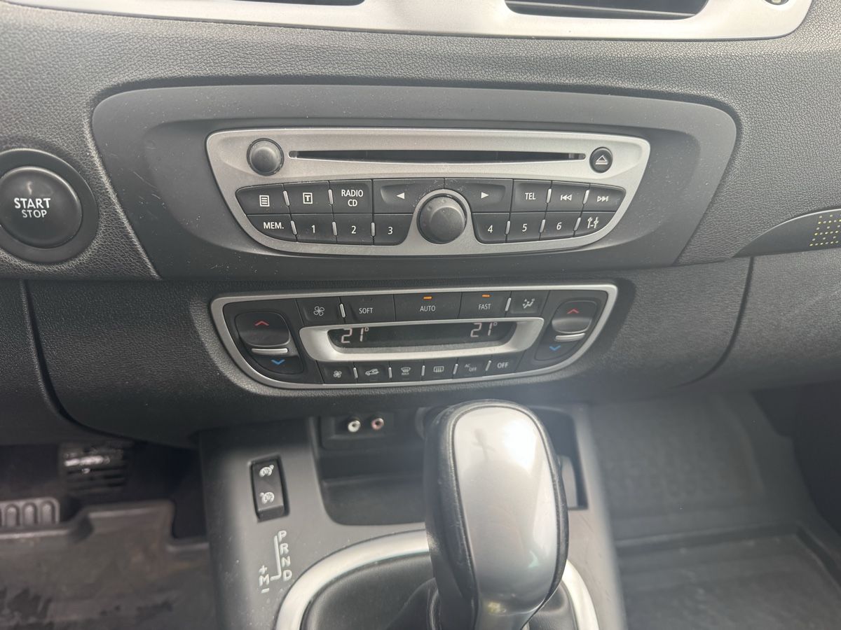 Renault Autos: Renault Megan Scenic 2.0 – Gebraucht aus Oberönz von Marco9 6